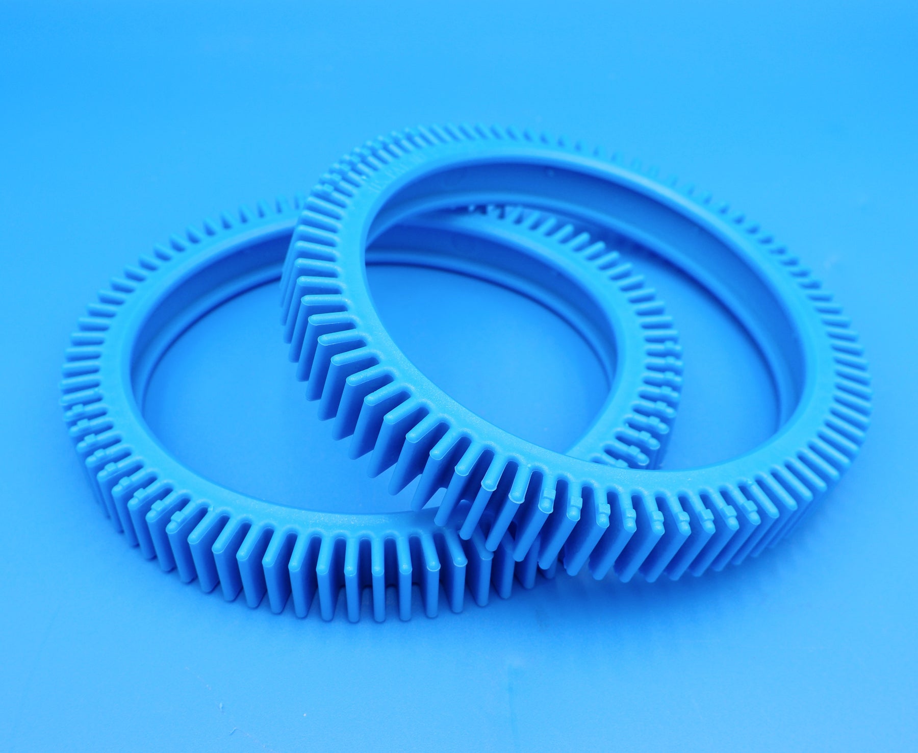 POOLVERGNUEGEN | THE POOL CLEANER TIRE SOLID WITH SUPER HUMP BLUE | 896584000-938 - www POOLVERGNUEGEN | THE POOL CLEANER TIRE SOLID WITH SUPER HUMP BLUE | 896584000-938 - www