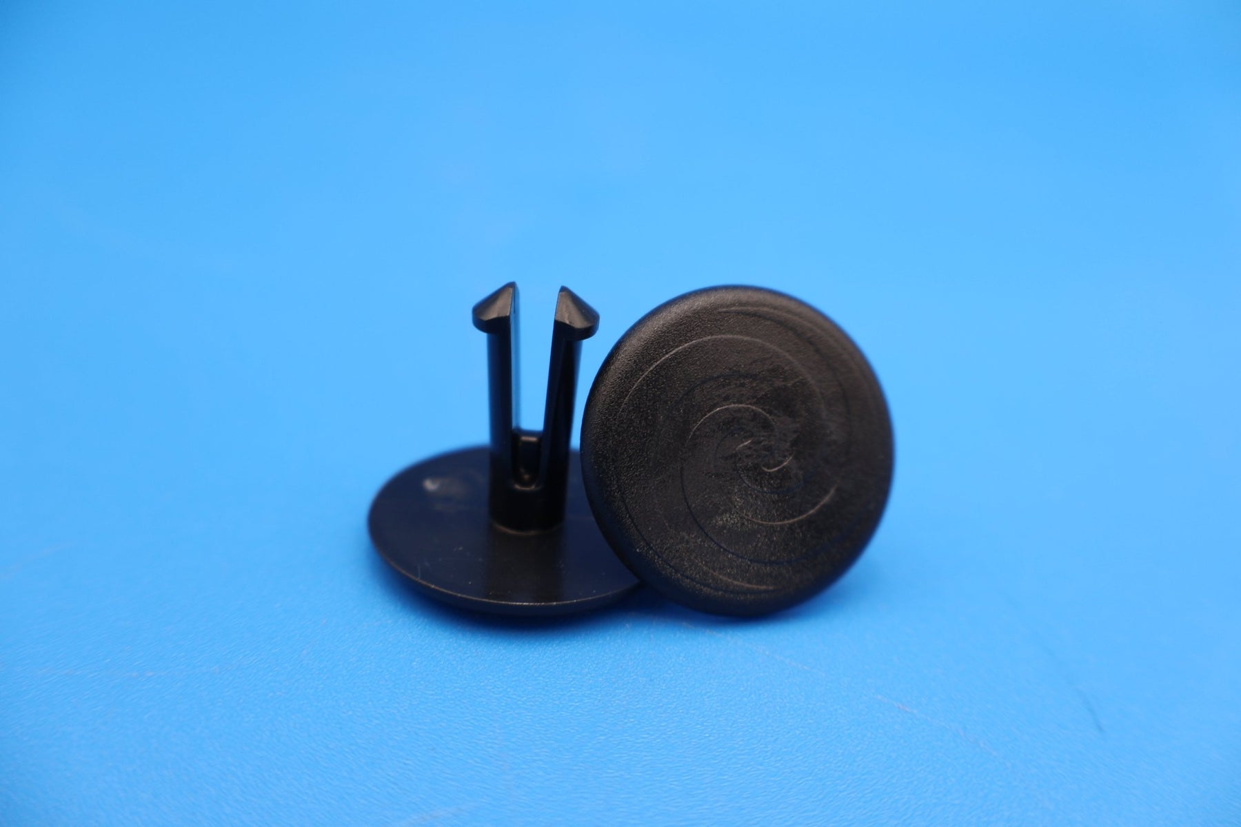 Hayward Poolvergnuegen Aquanaut Black Wheel Retainer Clip PVXWLC1900BLK - Cleaner Parts - img - 1