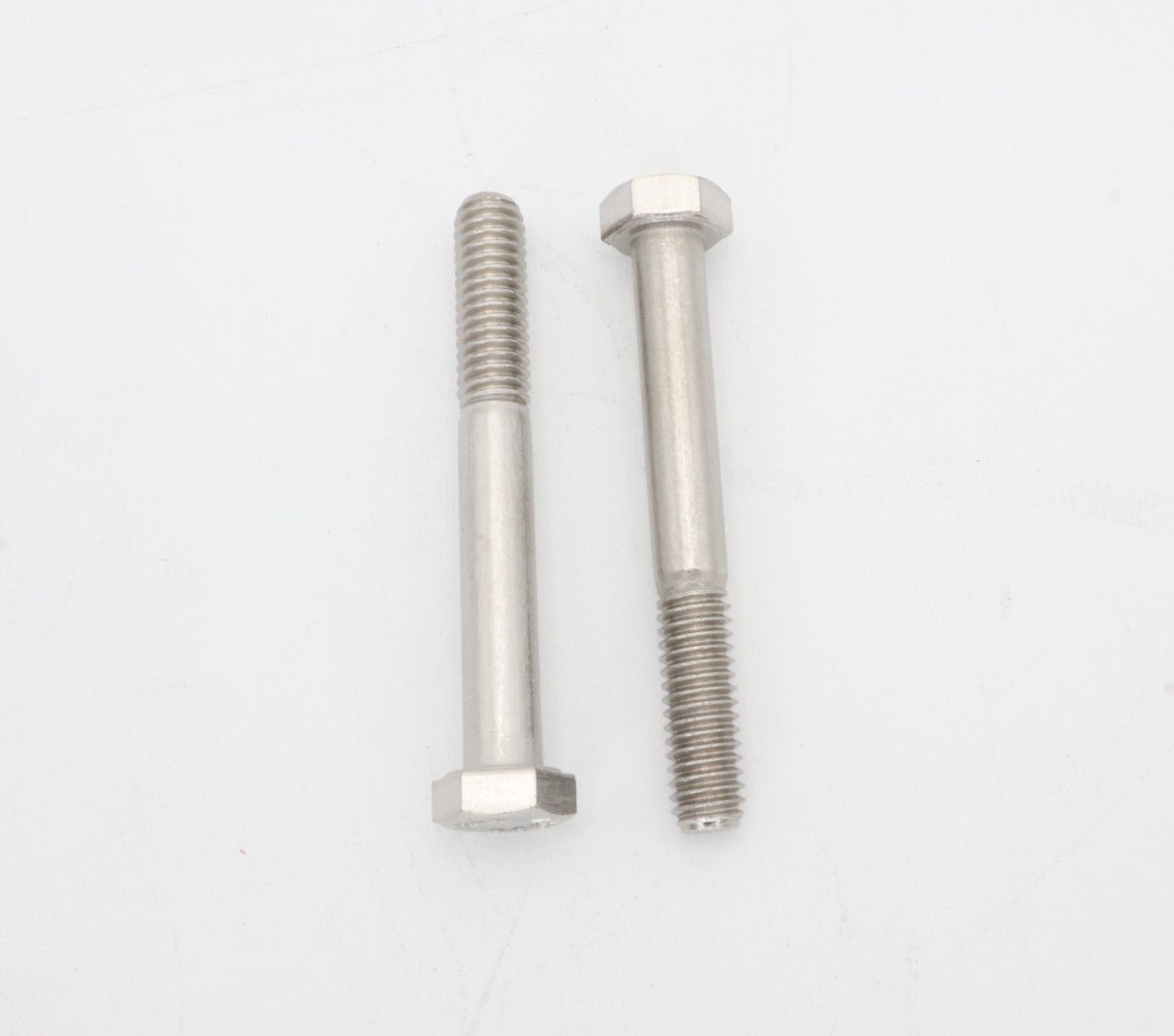 Pentair Stainless Steel Bolt 2 - Pack 5/16" X 2.5" for Booster Pump LA115 - Pool Pump Parts - img - 2